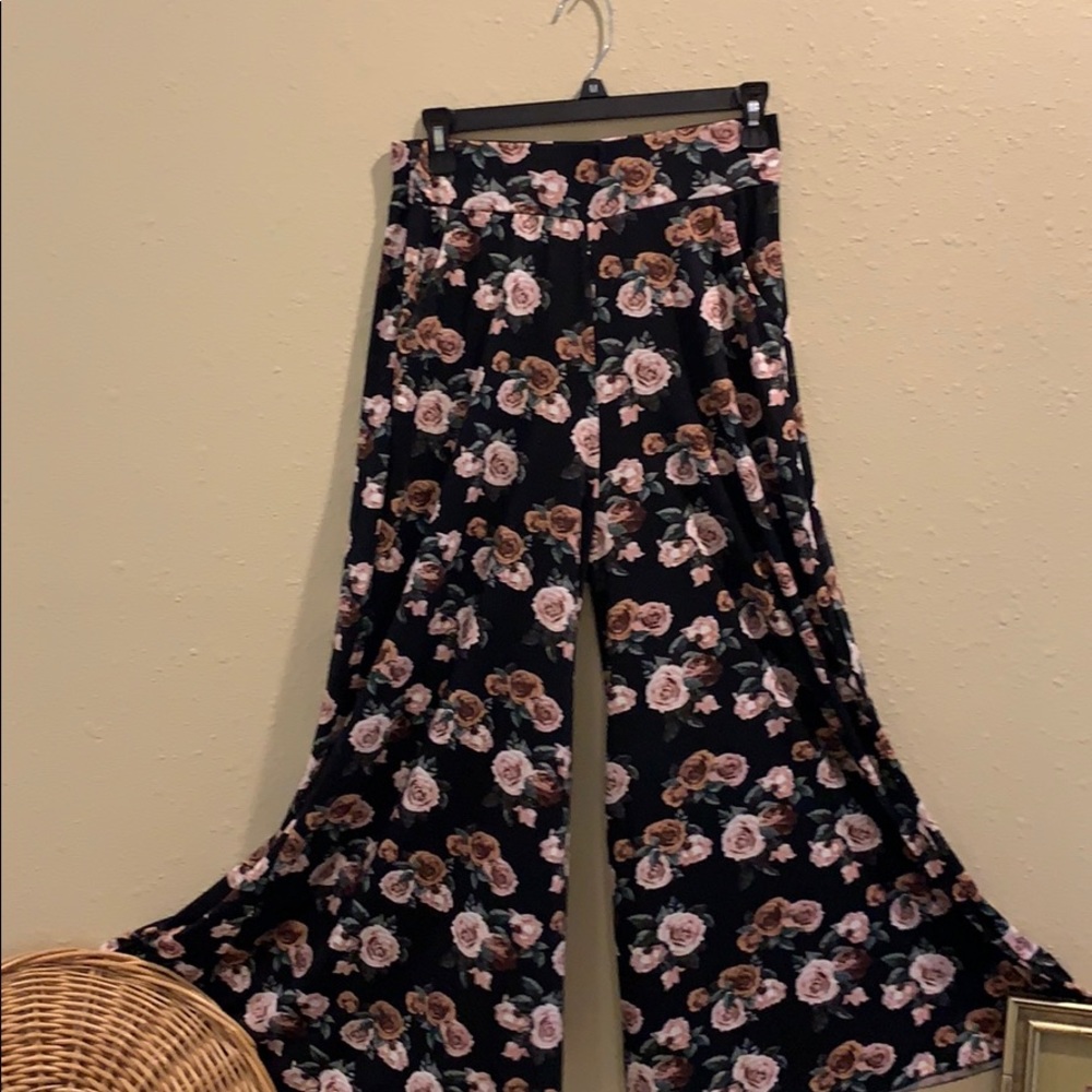 Palazzo knot pants